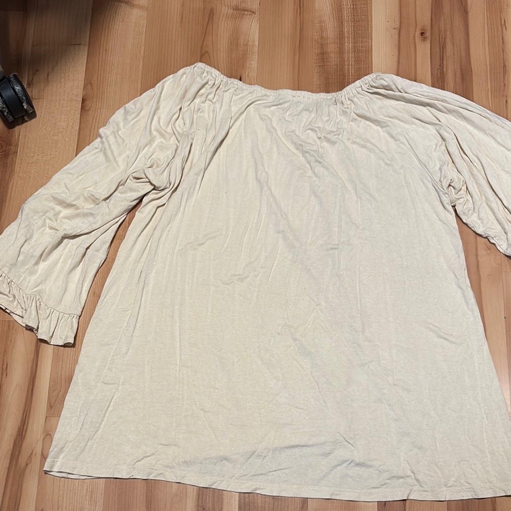 Cream Ruched Relaxed Ruffle sleeve Blouse - Picture 4 of 6